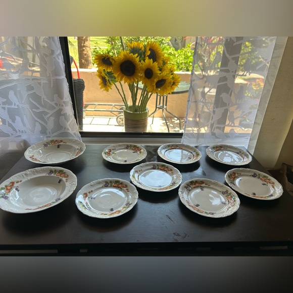 2 Royal Kent 8.25” Soup bowls. Made in Poland - Picture 6 of 6